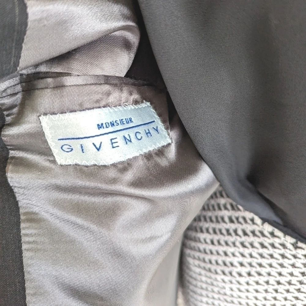 Givenchy Oversized Pinstripe Suit Blazer Jacket in Black and Tan Size 14